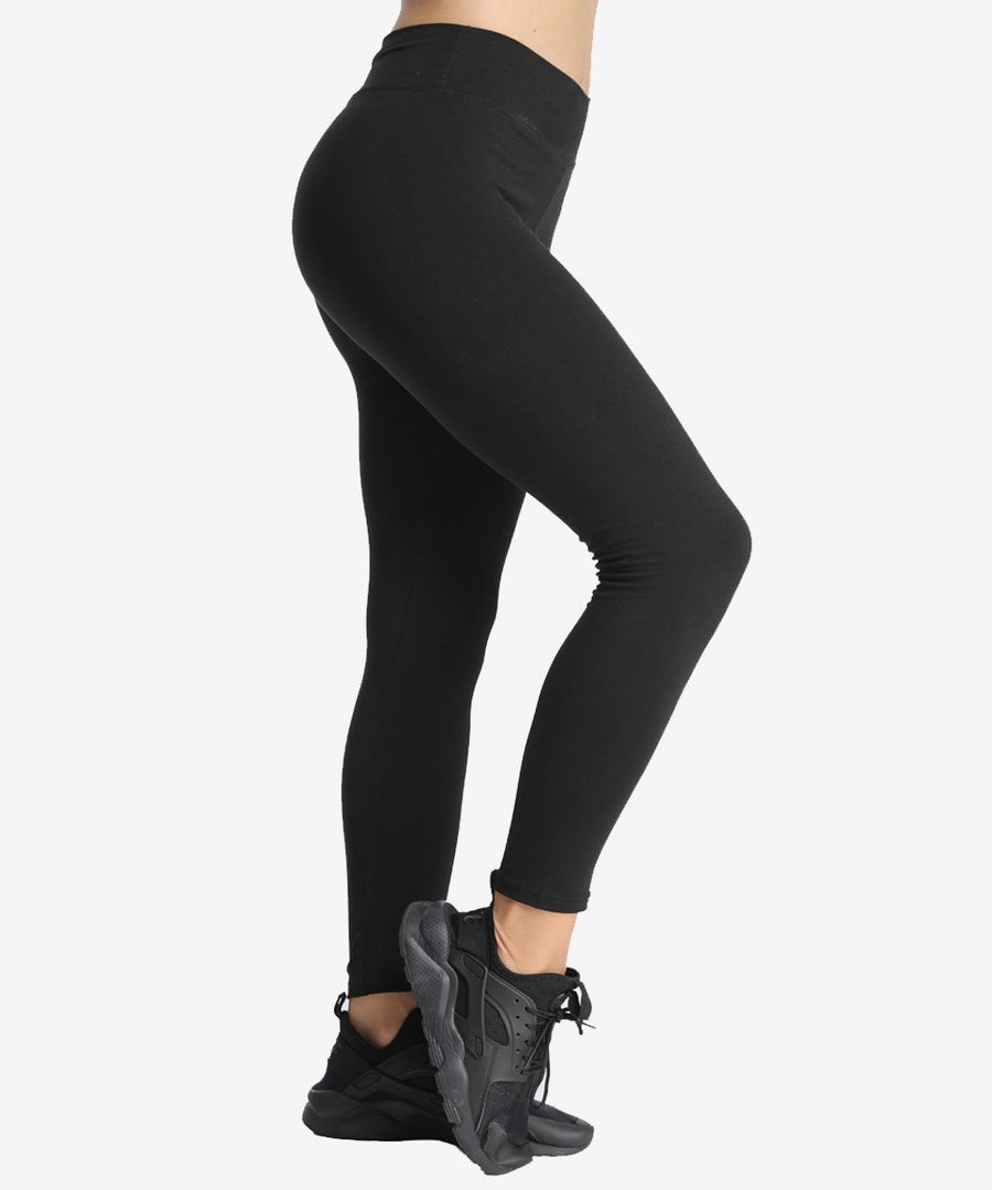 https://www.ilovesia.com/cdn/shop/products/iLoveSIA_women_exercise_running_leggings.jpg?v=1606998313&width=900